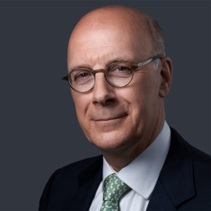 Frederik Jan_HS_BKG_GREY_Col_Grading_LinkedIn_900px[50597]